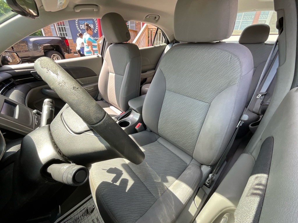 2014 Chevrolet Malibu Image 16