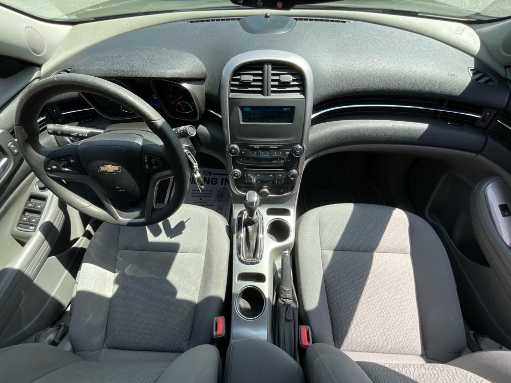 2014 Chevrolet Malibu Image 21