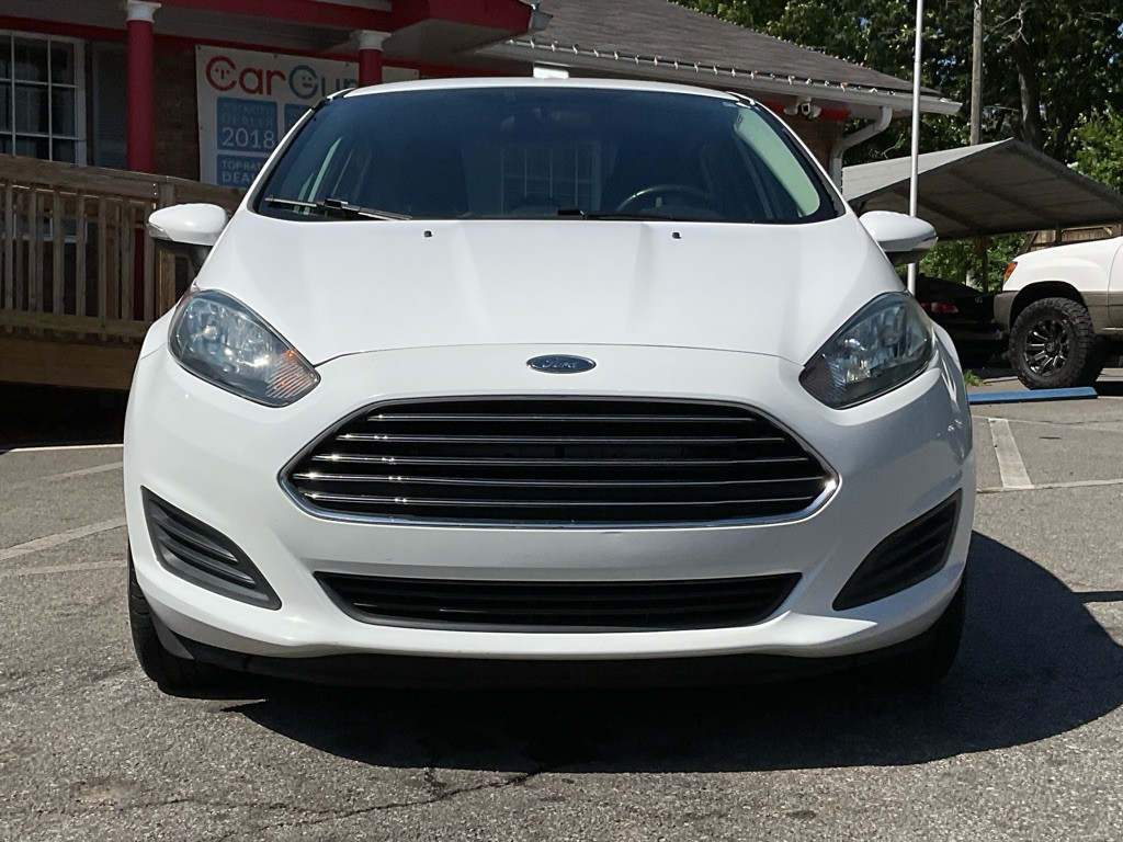 2016 Ford Fiesta Image 2