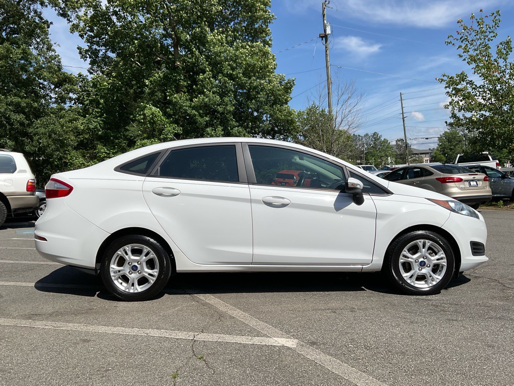 2016 Ford Fiesta Image 4