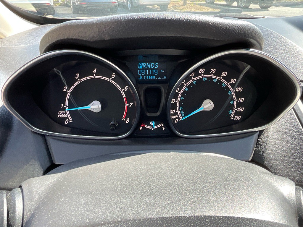 2016 Ford Fiesta Image 24