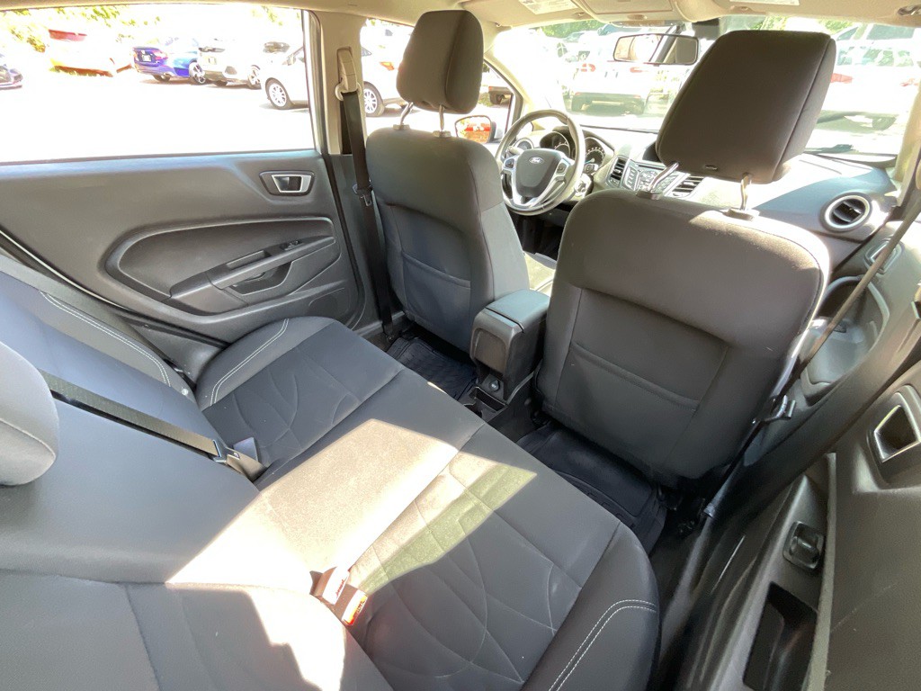 2016 Ford Fiesta Image 30