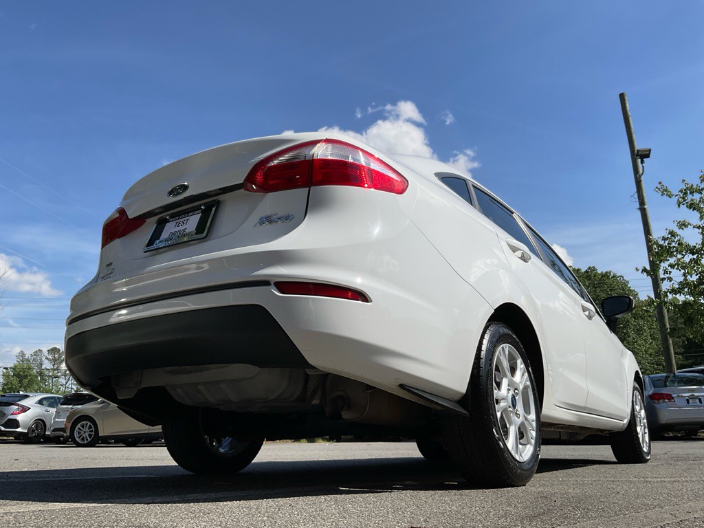 2016 Ford Fiesta Image 42