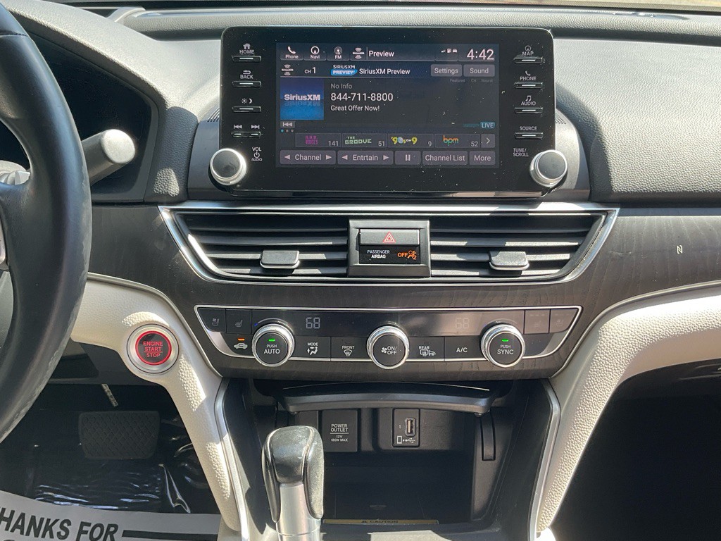 2018 Honda Accord Image 23