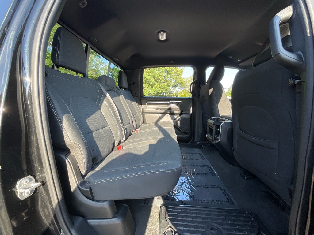 2019 RAM 1500 Image 32