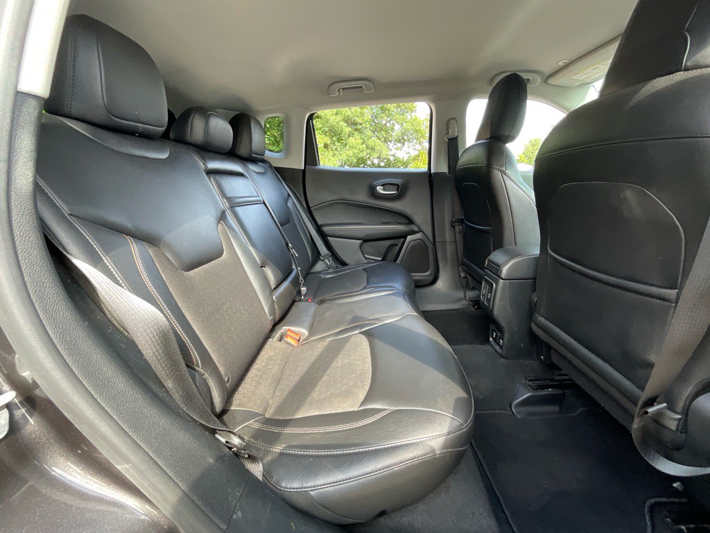 2018 Jeep Compass Image 30