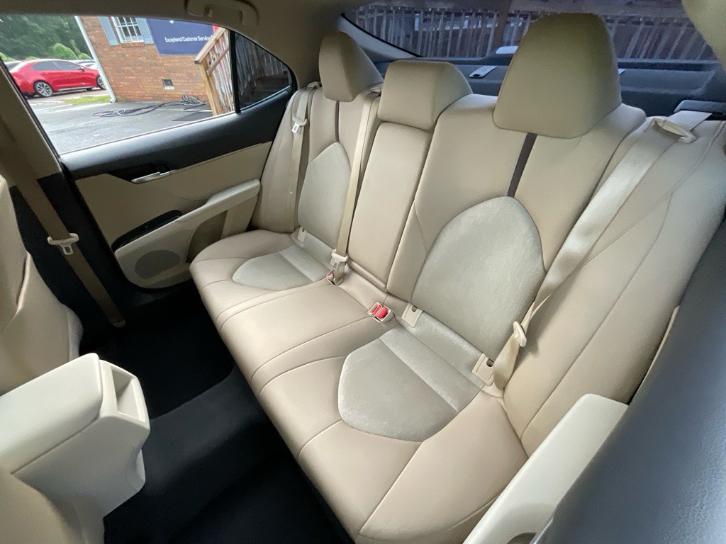 2019 Toyota Camry Image 29