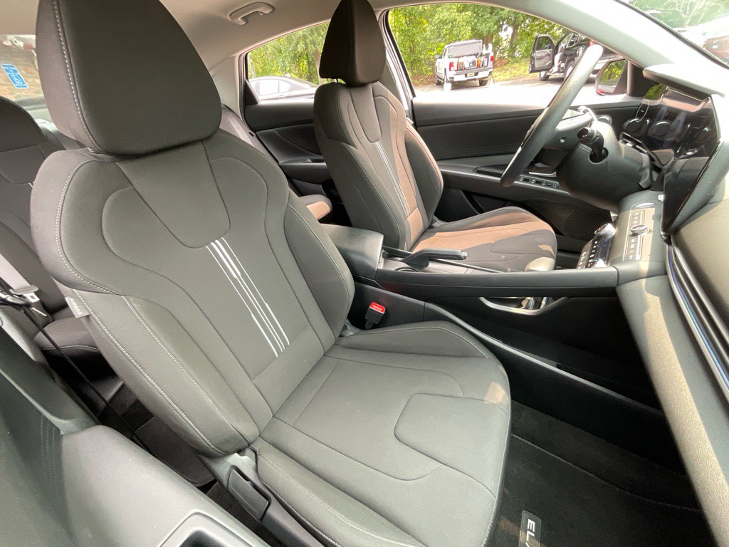 2024 Hyundai Elantra Image 19