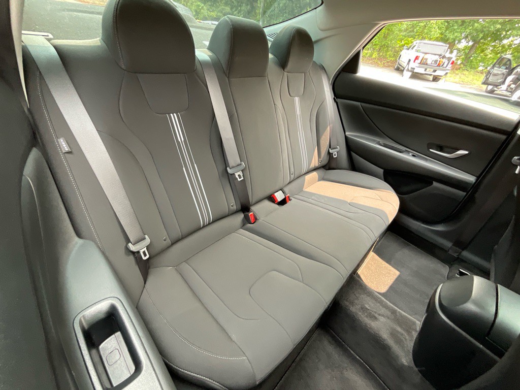 2024 Hyundai Elantra Image 33