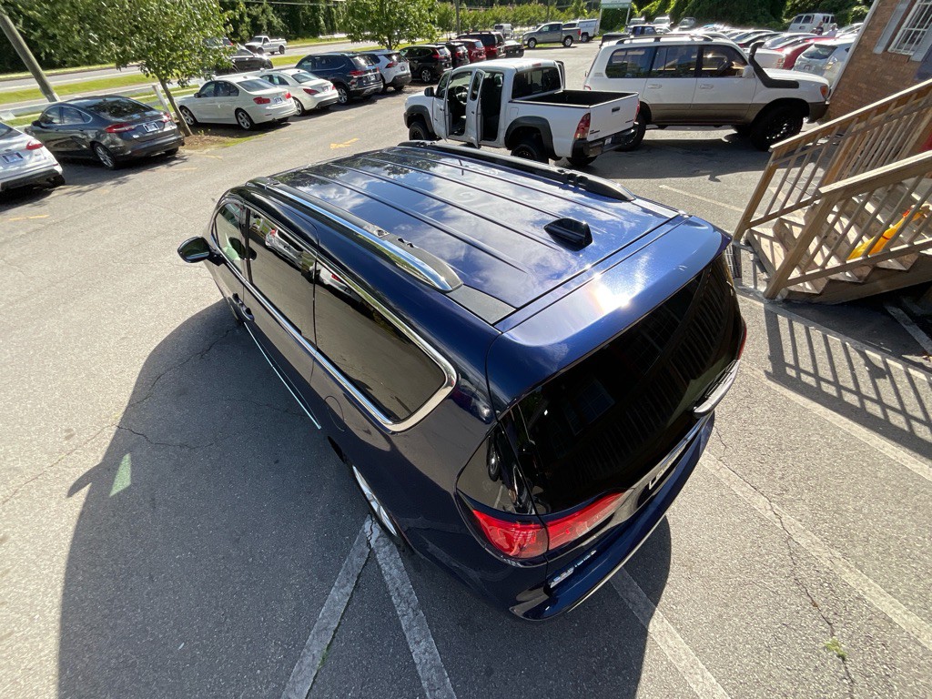 2019 Chrysler Pacifica Image 10