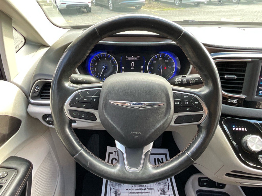 2019 Chrysler Pacifica Image 22
