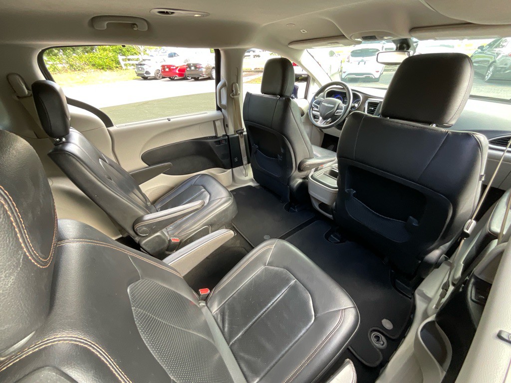 2019 Chrysler Pacifica Image 30