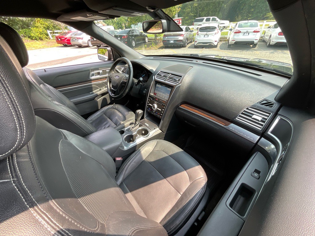 2018 Ford Explorer Image 18