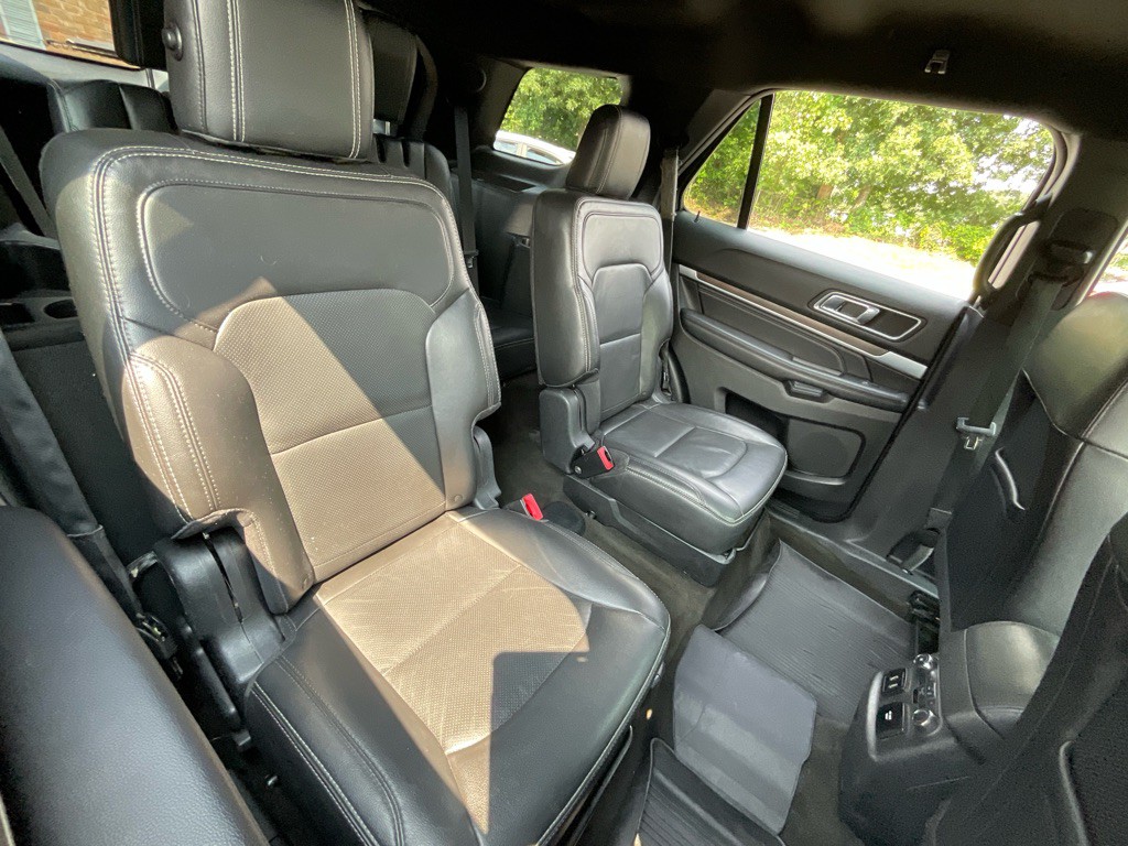 2018 Ford Explorer Image 33