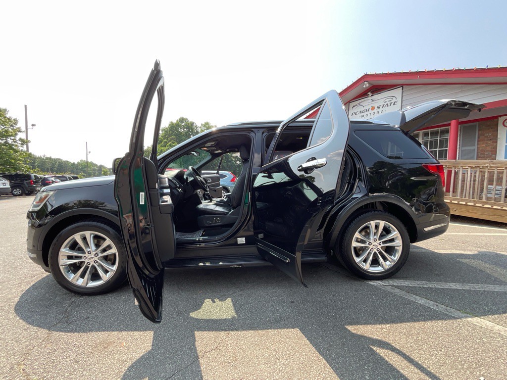 2018 Ford Explorer Image 37