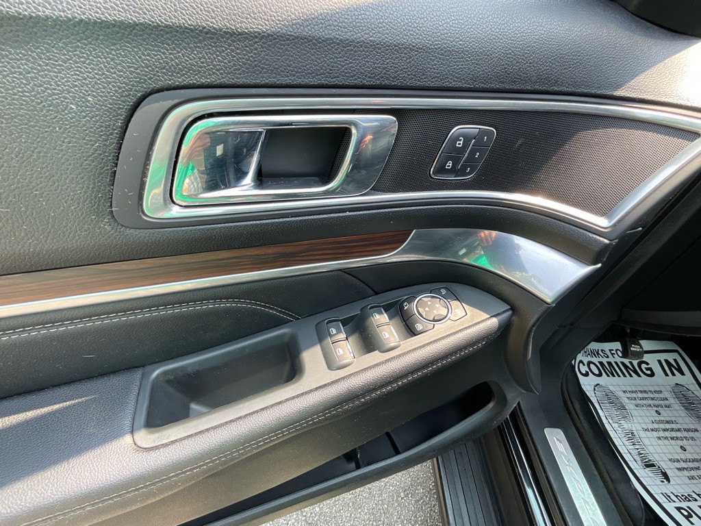 2018 Ford Explorer Image 44