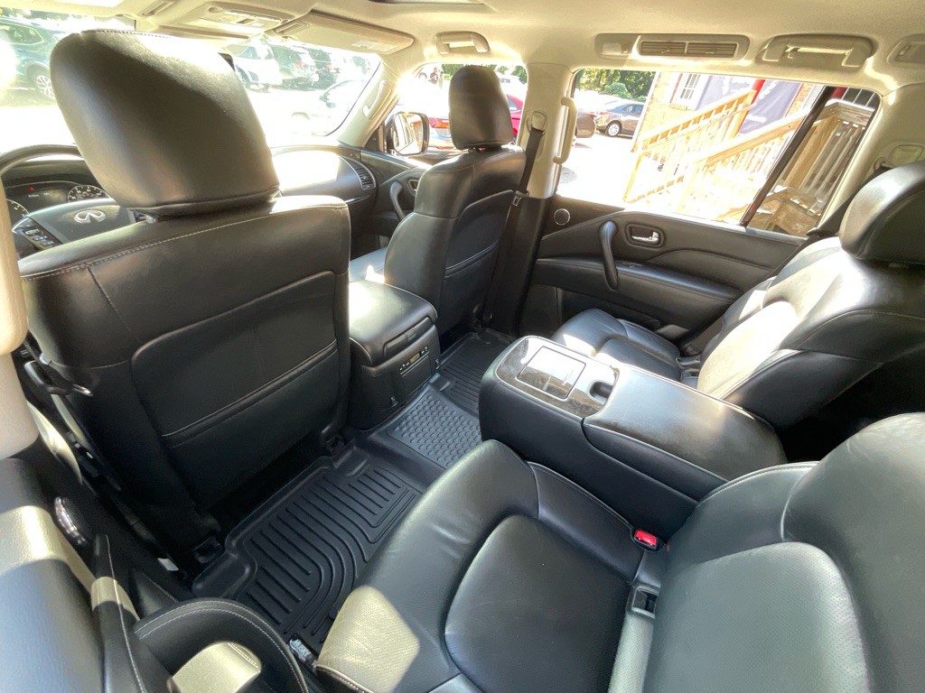 2020 INFINITI QX80 Image 30
