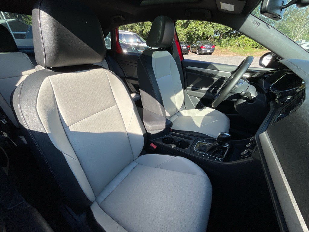 2019 Volkswagen Jetta Image 19