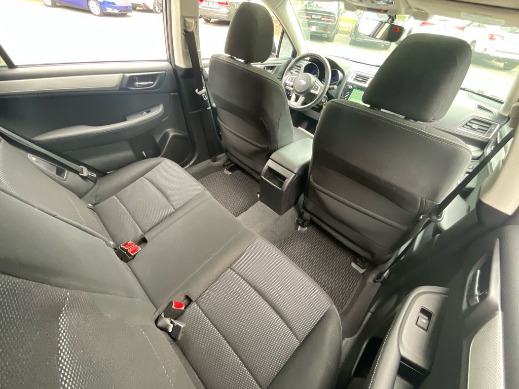 2017 Subaru Outback Image 33