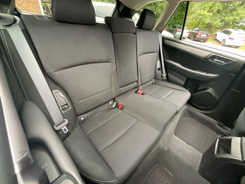 2017 Subaru Outback Image 34