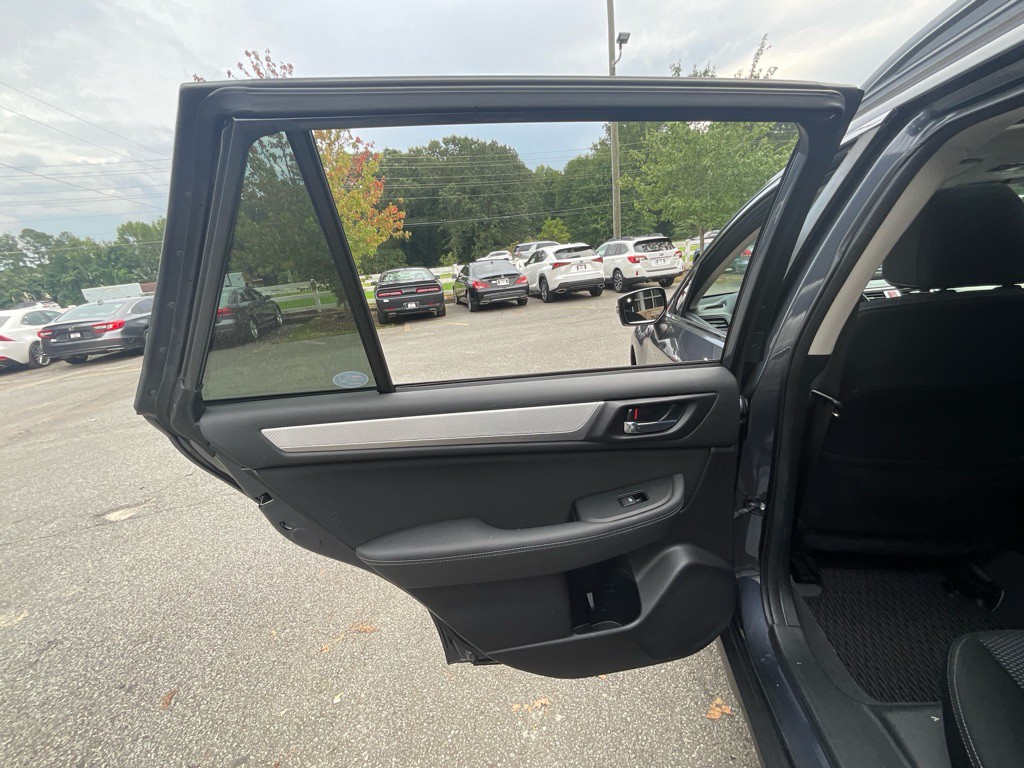 2017 Subaru Outback Image 44