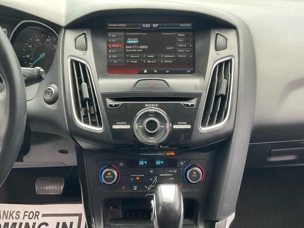 2015 Ford Focus Image 22