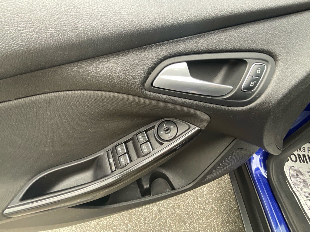 2015 Ford Focus Image 41