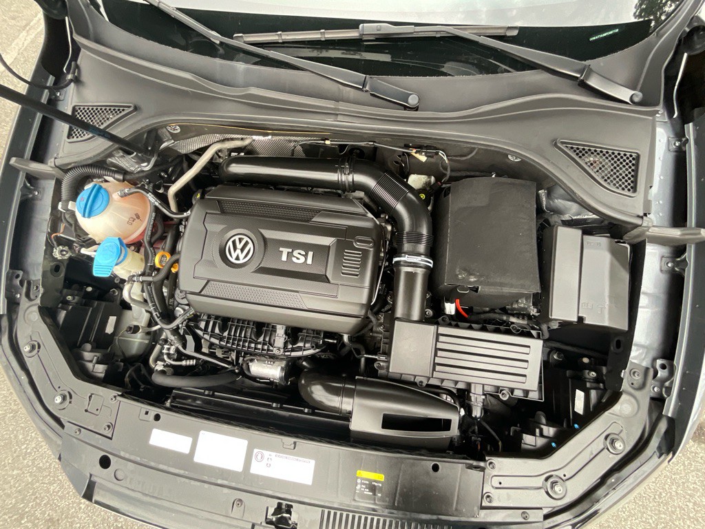 2015 Volkswagen Passat Image 12