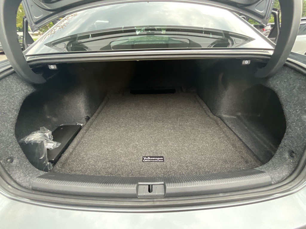 2015 Volkswagen Passat Image 35