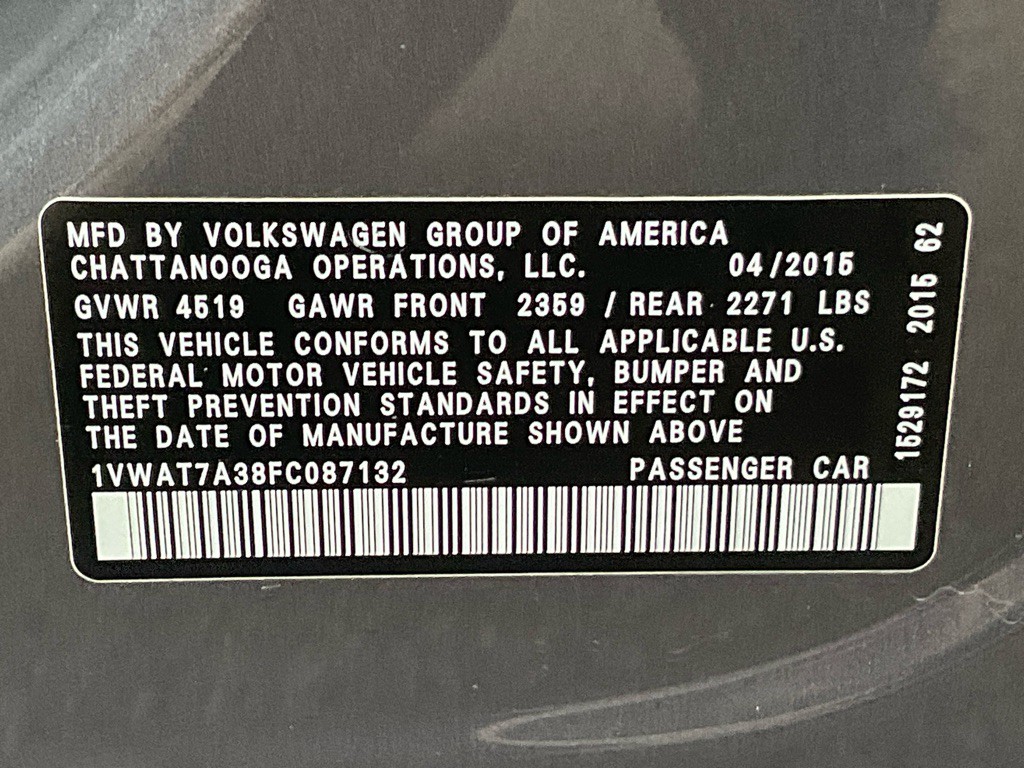 2015 Volkswagen Passat Image 44