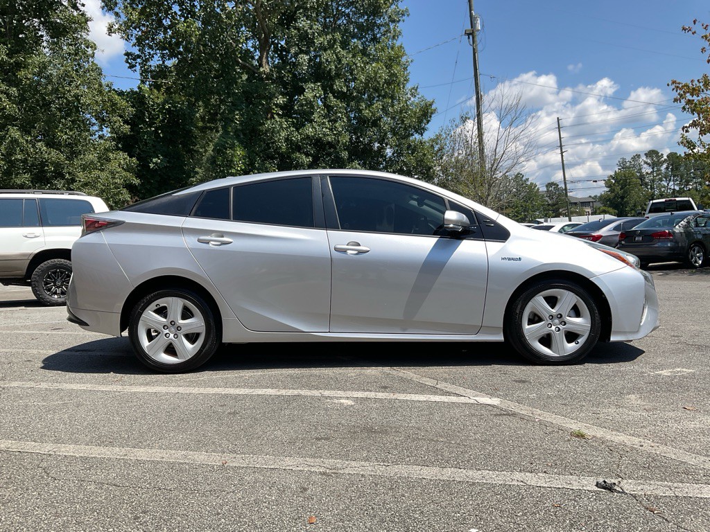 2017 Toyota Prius Image 4