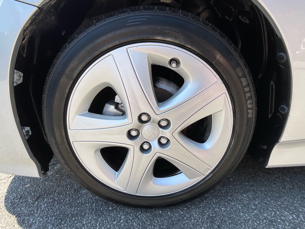 2017 Toyota Prius Image 12