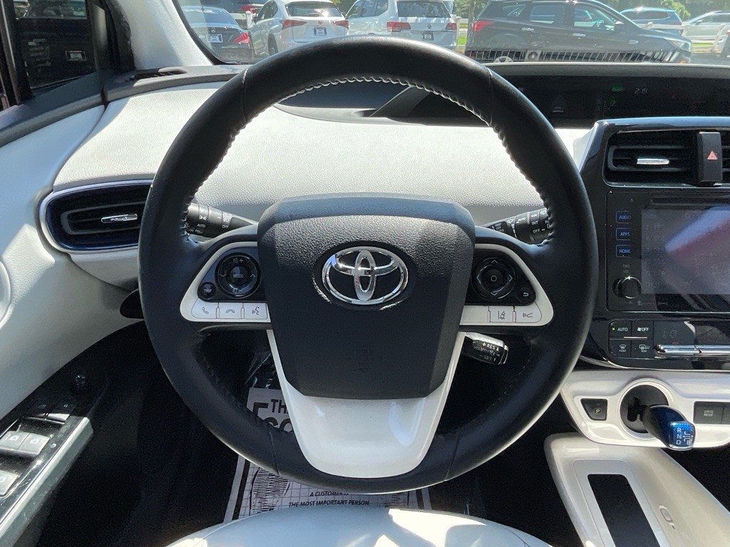 2017 Toyota Prius Image 23