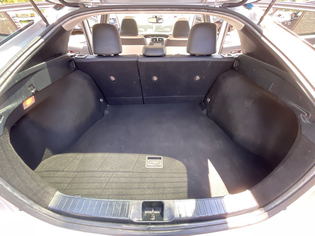 2017 Toyota Prius Image 37