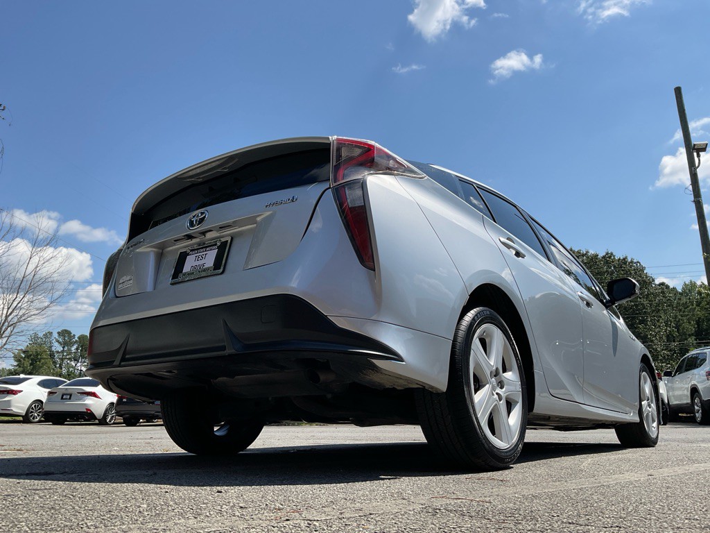 2017 Toyota Prius Image 46