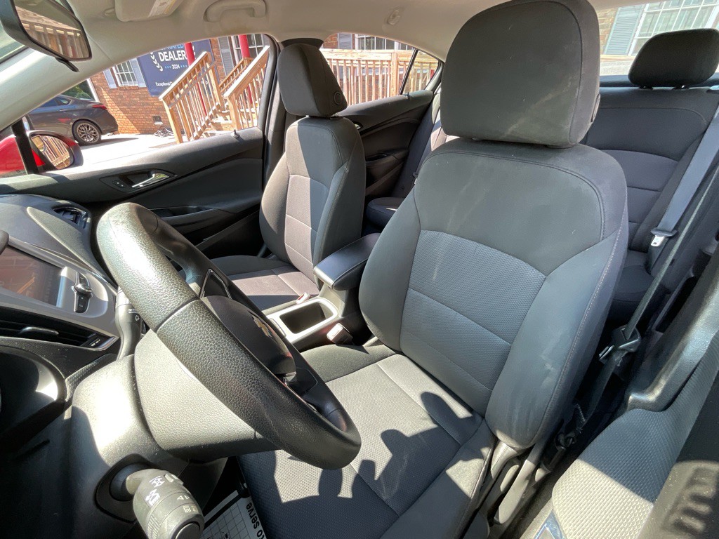 2018 Chevrolet Cruze Image 15