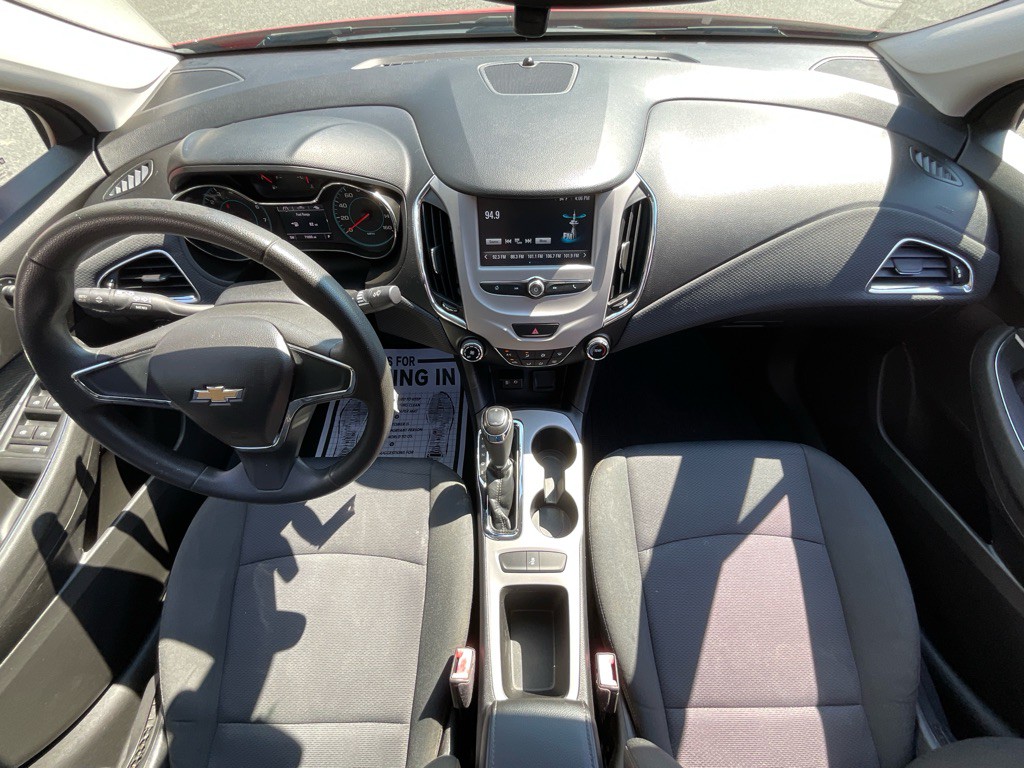 2018 Chevrolet Cruze Image 20