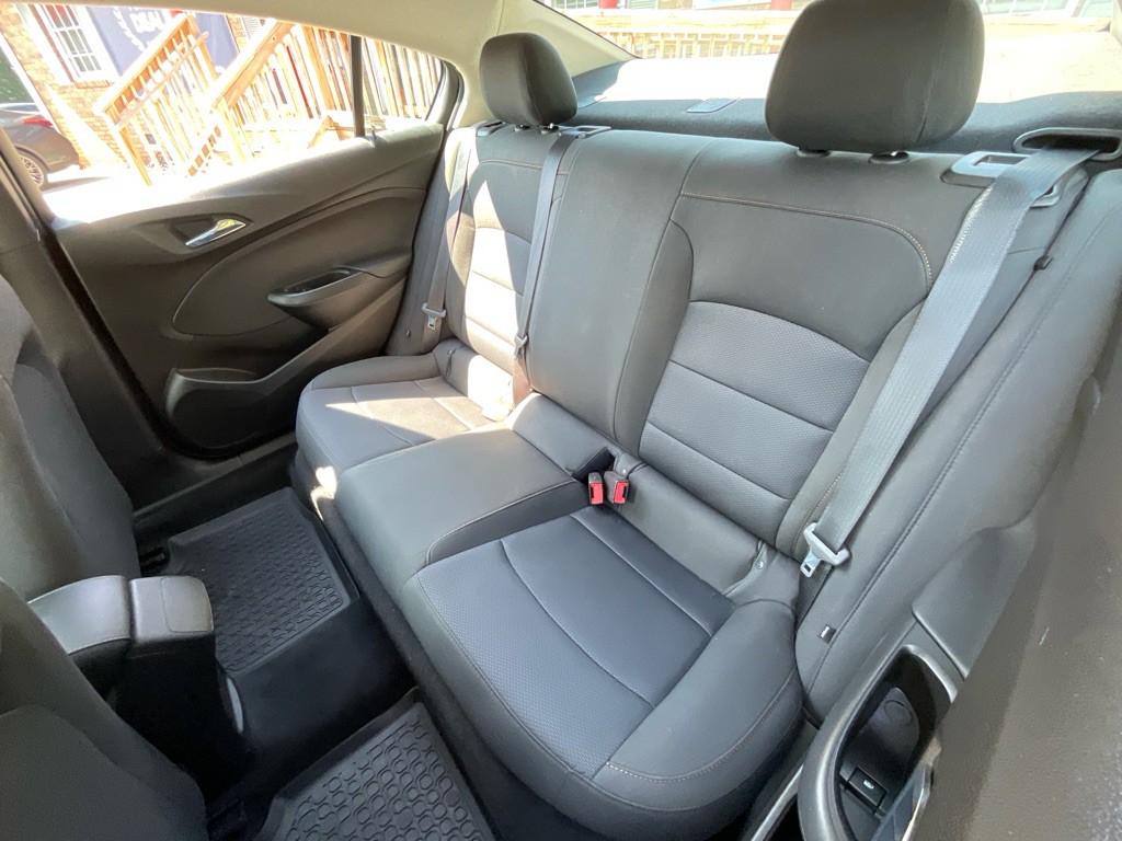 2018 Chevrolet Cruze Image 28