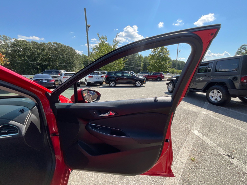 2018 Chevrolet Cruze Image 39