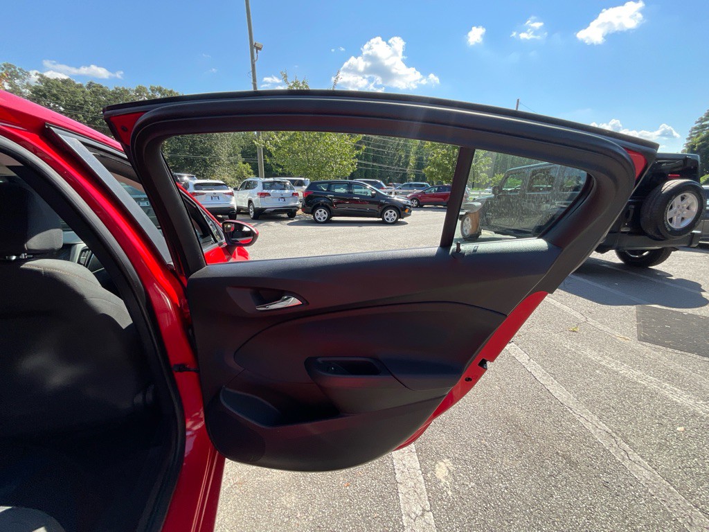 2018 Chevrolet Cruze Image 40
