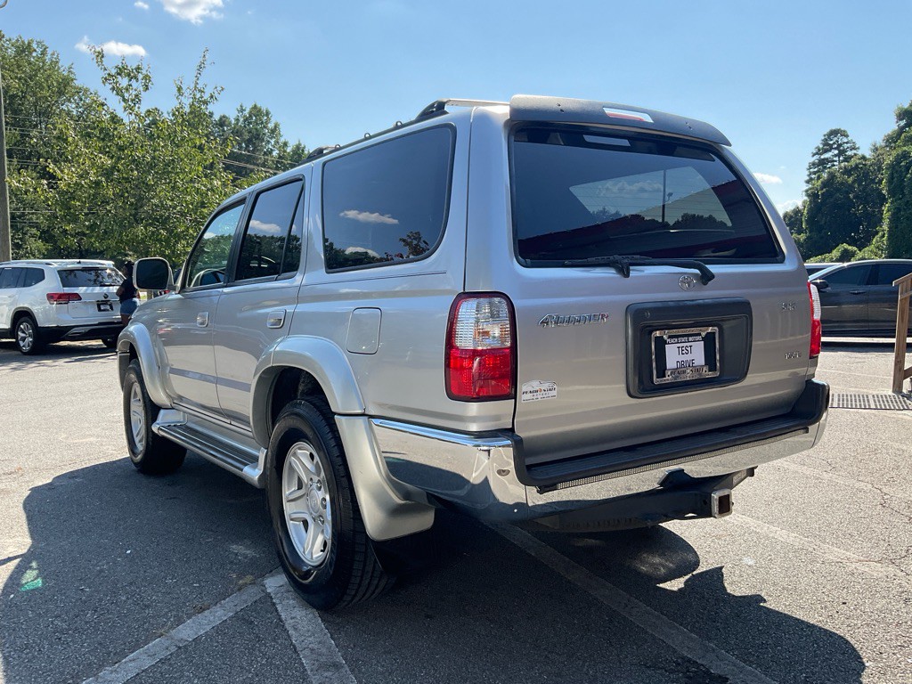 2001 Toyota 4Runner Image 7