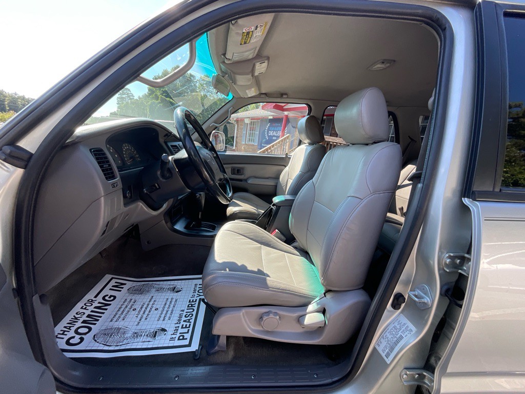 2001 Toyota 4Runner Image 14