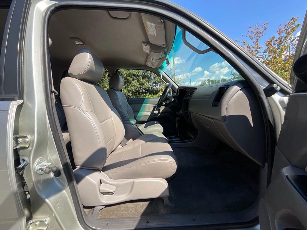 2001 Toyota 4Runner Image 17