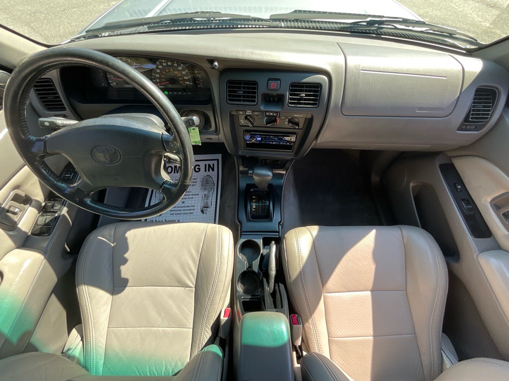 2001 Toyota 4Runner Image 21