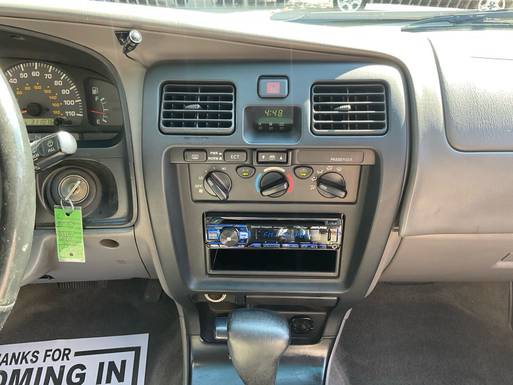 2001 Toyota 4Runner Image 22