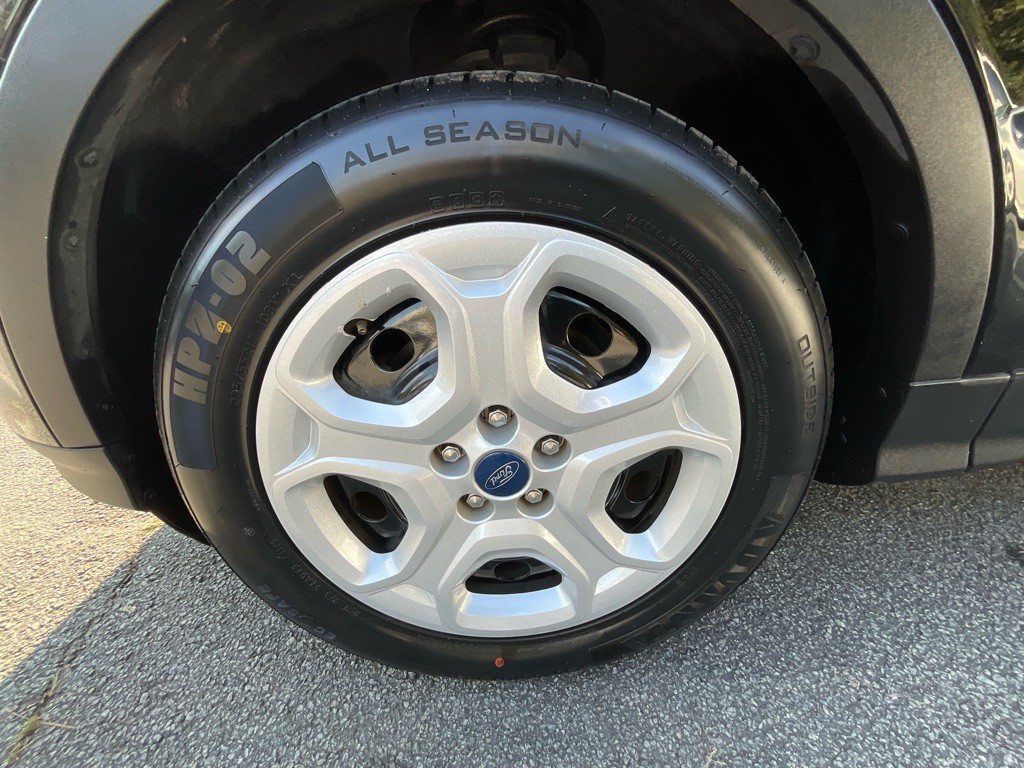 2019 Ford Escape Image 11