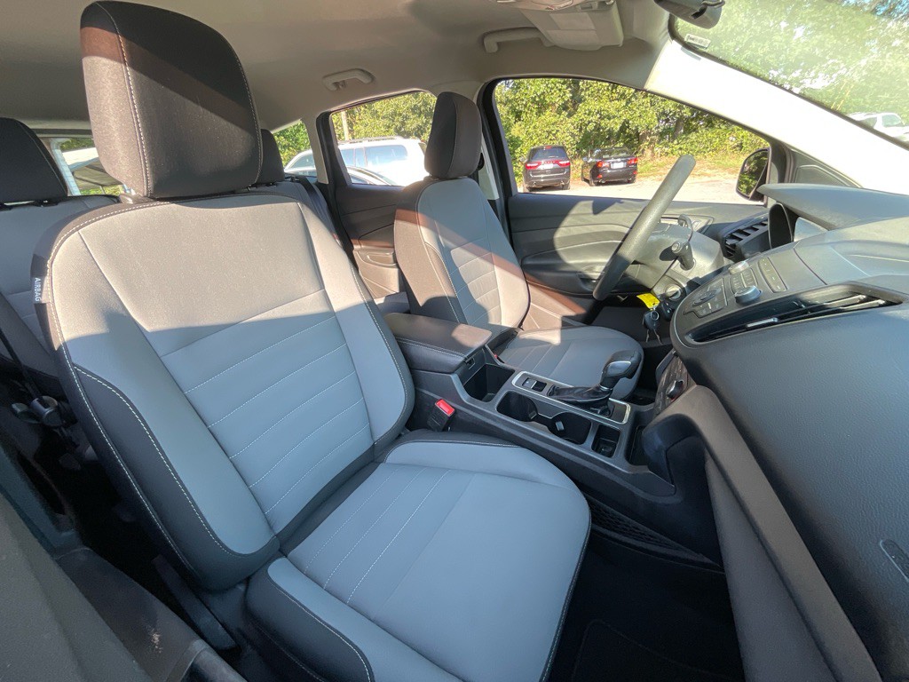 2019 Ford Escape Image 18