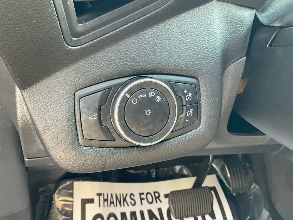 2019 Ford Escape Image 38