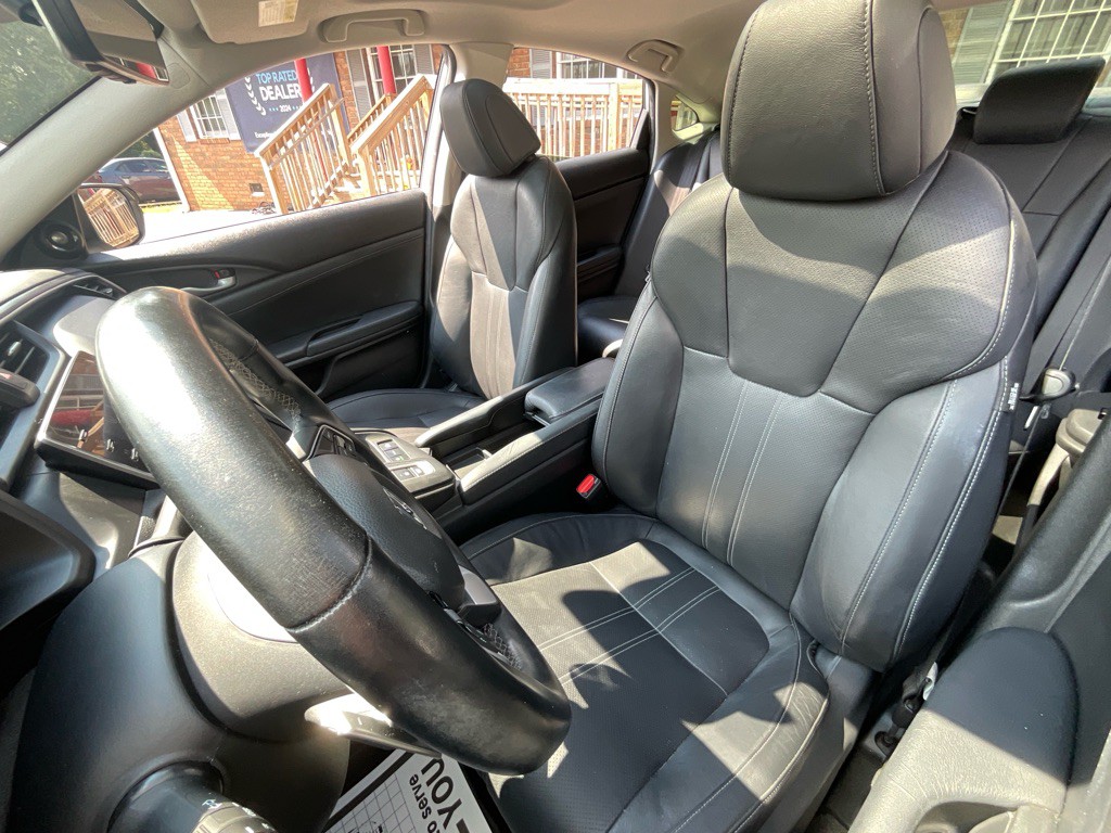 2019 Honda Insight Image 17