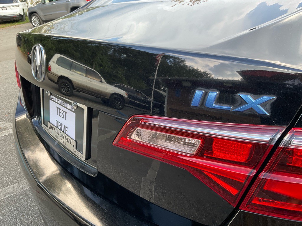 2016 Acura ILX Image 9